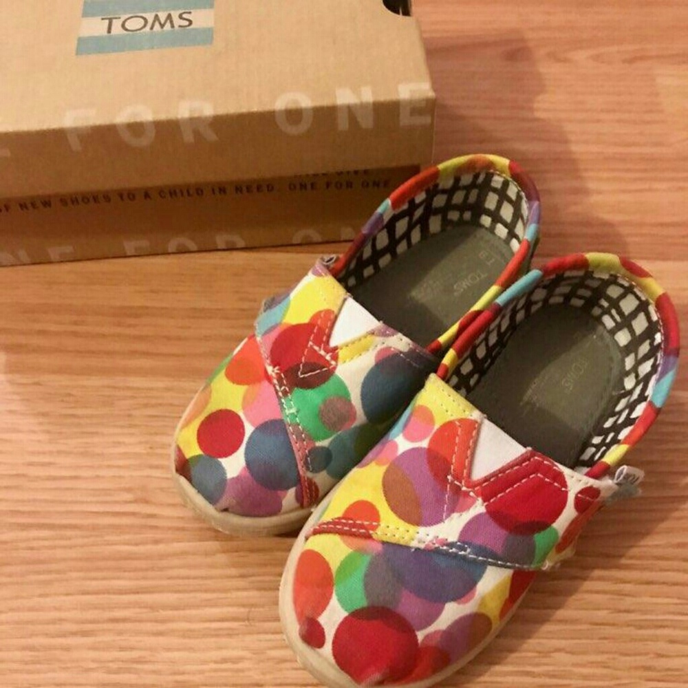Adorable girls Toms canvas shoes